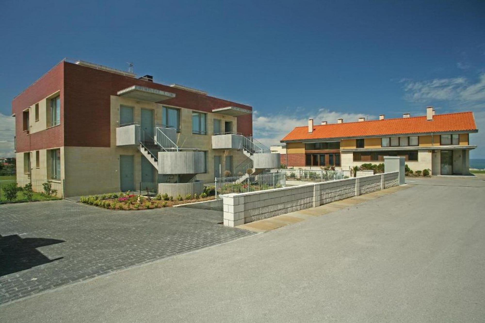 Apartamentos Playa De Portio Liencres Luaran gambar